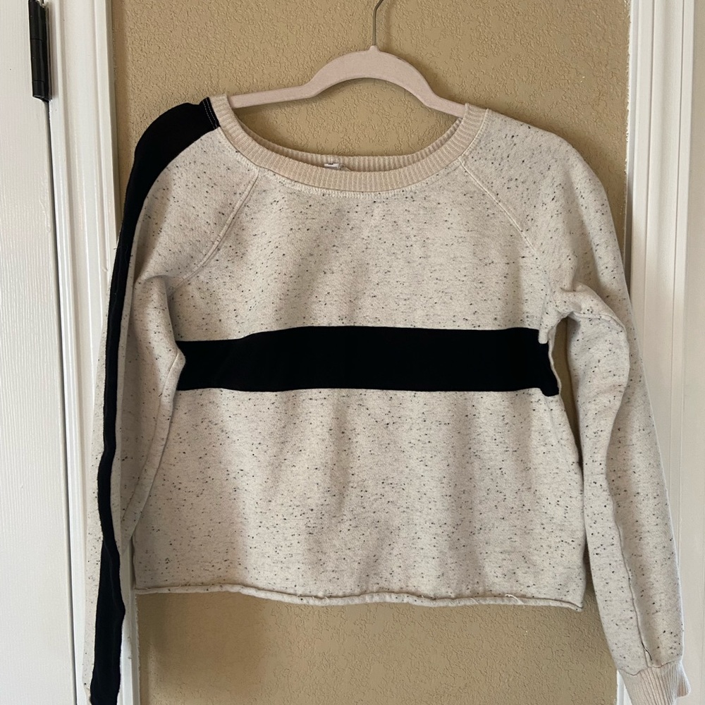 Cream and black crop long sleeve